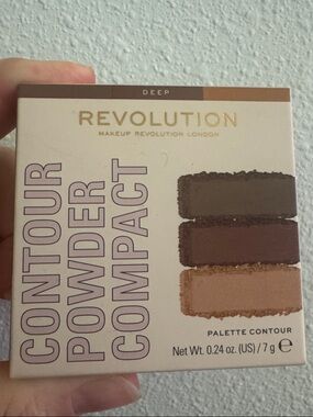 Revolution Contour Powder Compact - Deep Shades NWT